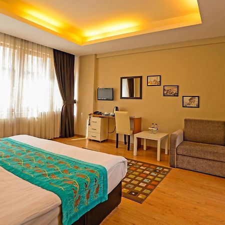 Retropera Hotel Istanbul Exterior photo